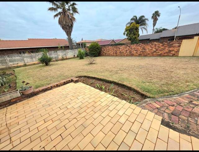 3 BEDROOM HOUSE FOR SALE IN KLIPPOORTJIE